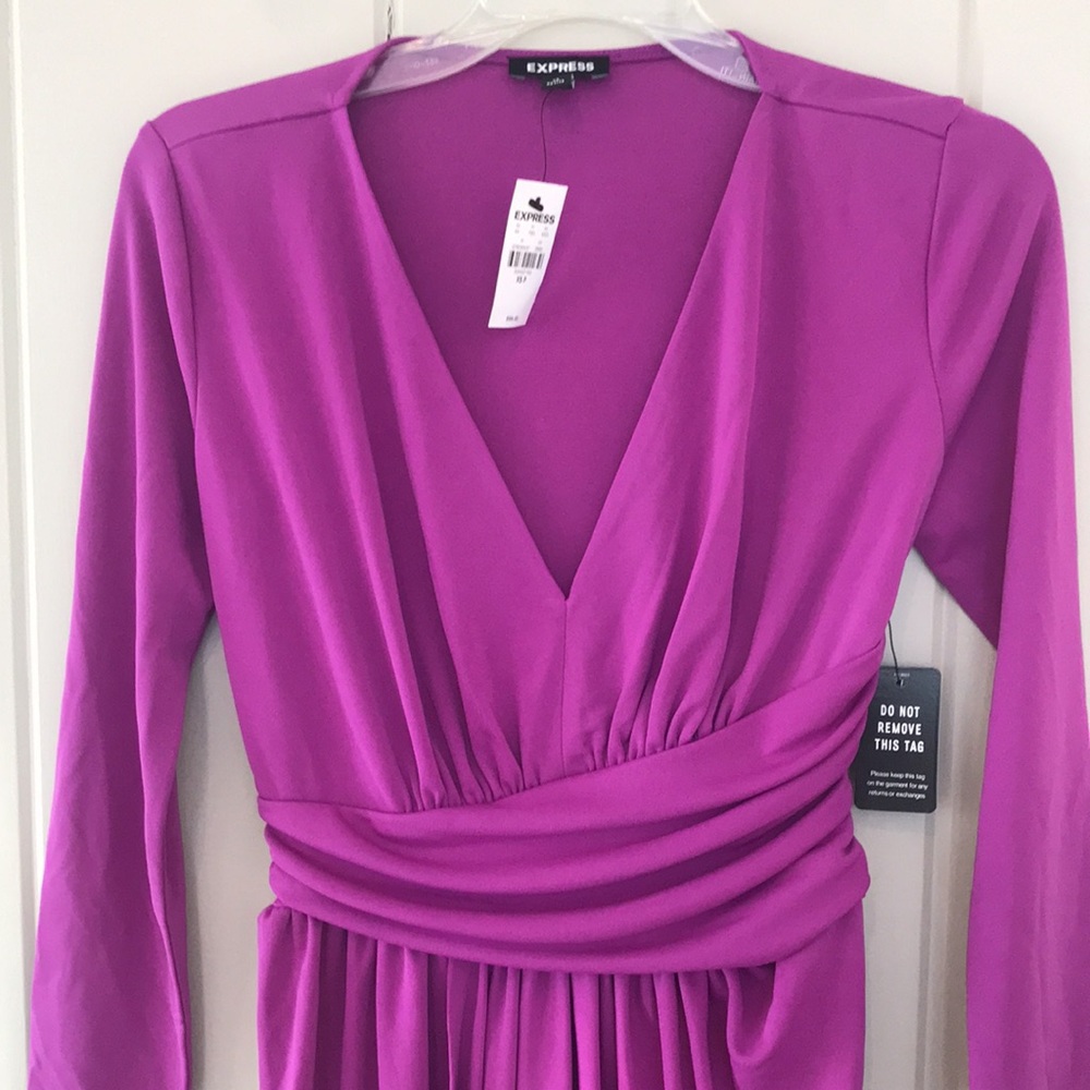Express V-Neck Dress - Picture 3 of 7
